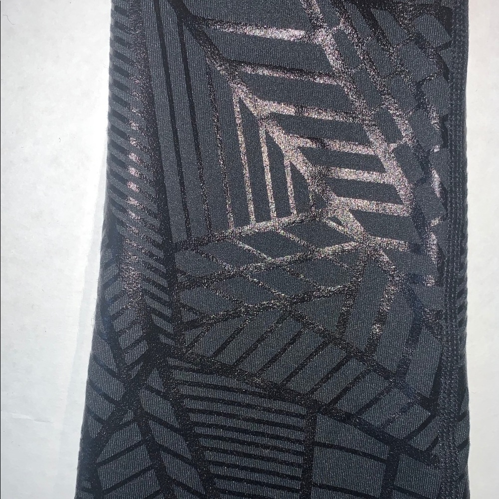 FABLETICS Exercise tights - Picture 2 of 4